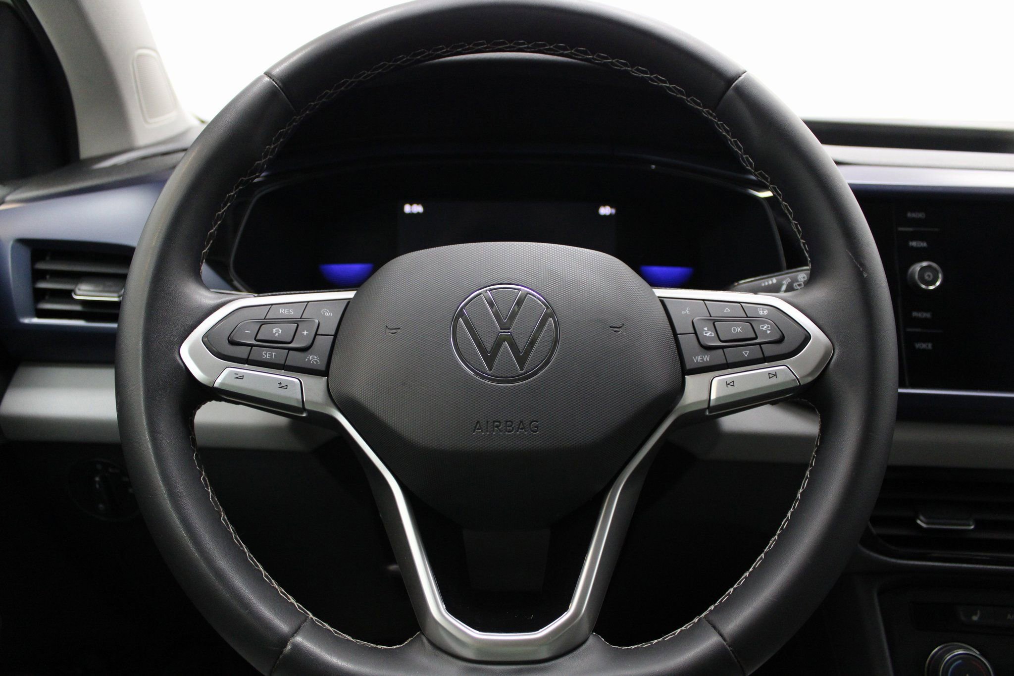 Used 2022 Volkswagen Taos SE image 35