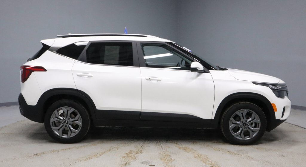 Used 2024 Kia Seltos S image 11