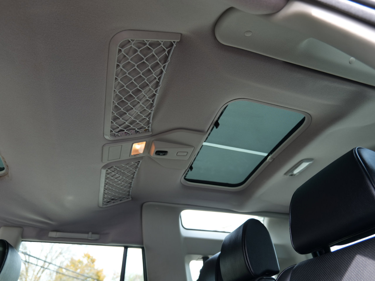 Used 2004 Land Rover Discovery SE image 46