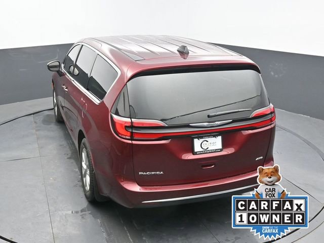 Used 2023 Chrysler Pacifica Touring-L image 47