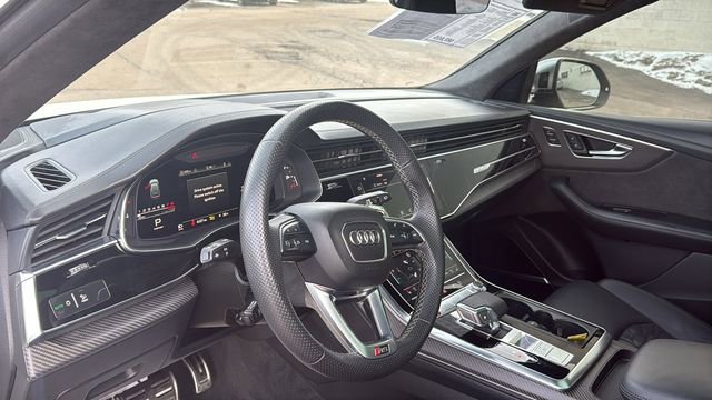 Used 2022 Audi RS Q8 image 24