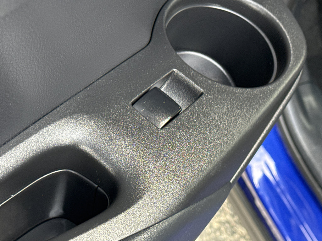 Used 2022 Toyota Corolla Cross LE image 32