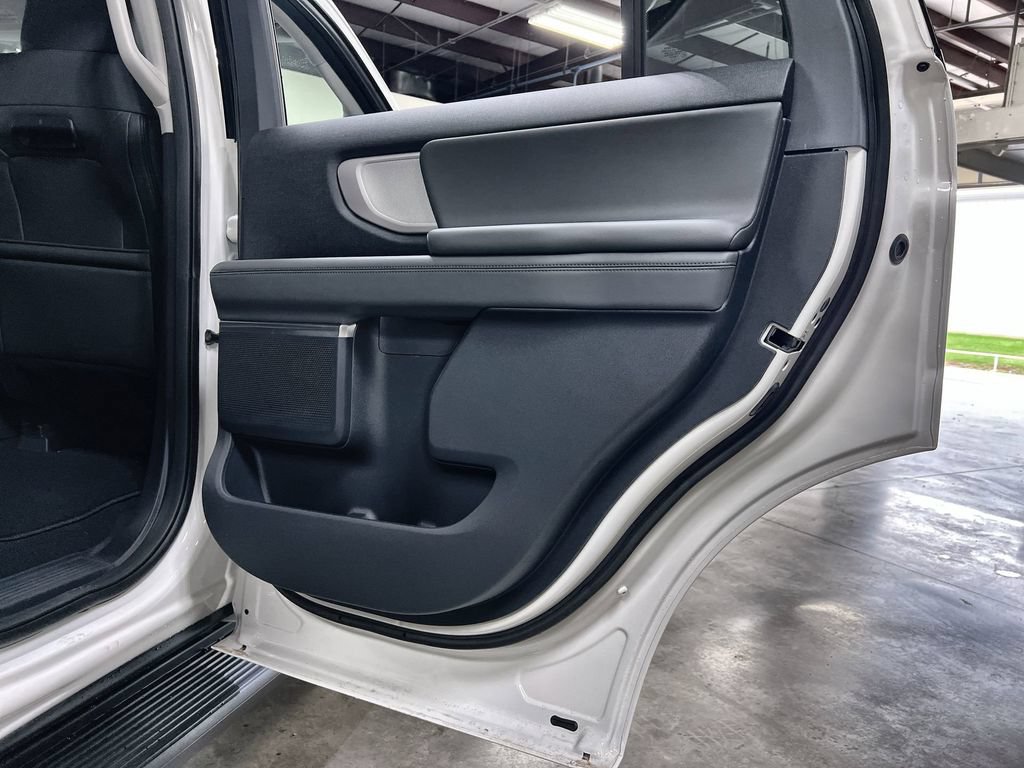 New 2026 Ford Expedition Active AWD/4WD image 26