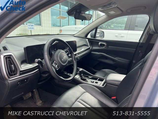Used 2024 Kia Sorento S image 6