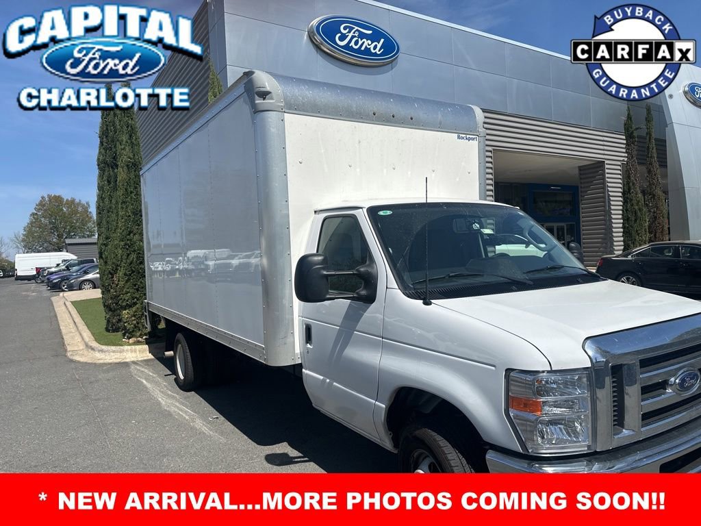 Used 2025 Ford E-450 and Econoline 450 Super Duty w/ Power Equipment Group image 3