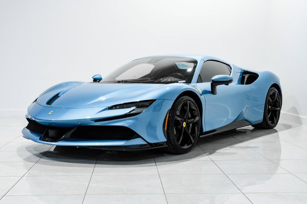 Used 2022 Ferrari SF90 Spider AWD/4WD image 2