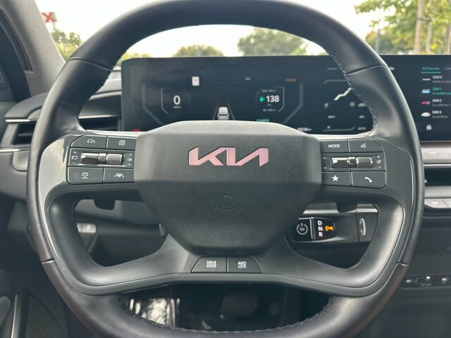 Used 2024 Kia EV9 Land AWD/4WD image 28