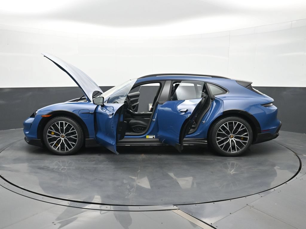 Certified 2022 Porsche Taycan Turbo S w/ Premium Package AWD/4WD image 27