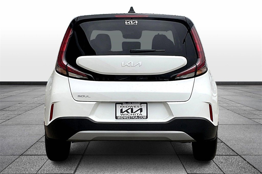 Certified 2023 Kia Soul LX w/ LX Technology Package image 4