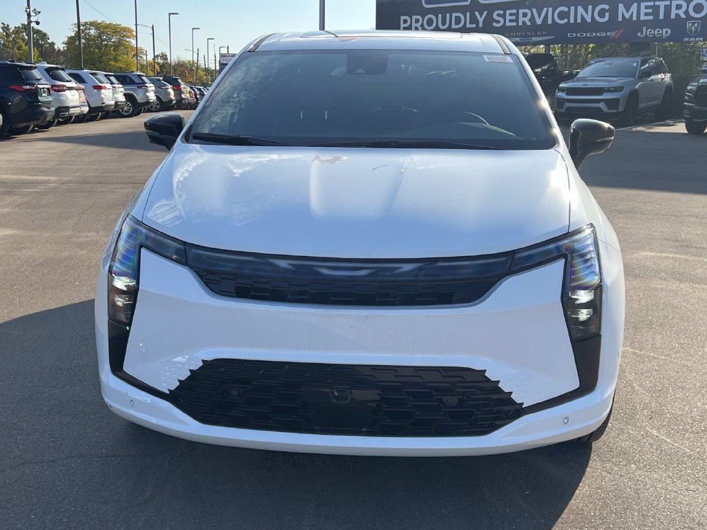 New 2027 Chrysler Pacifica Limited AWD/4WD image 9