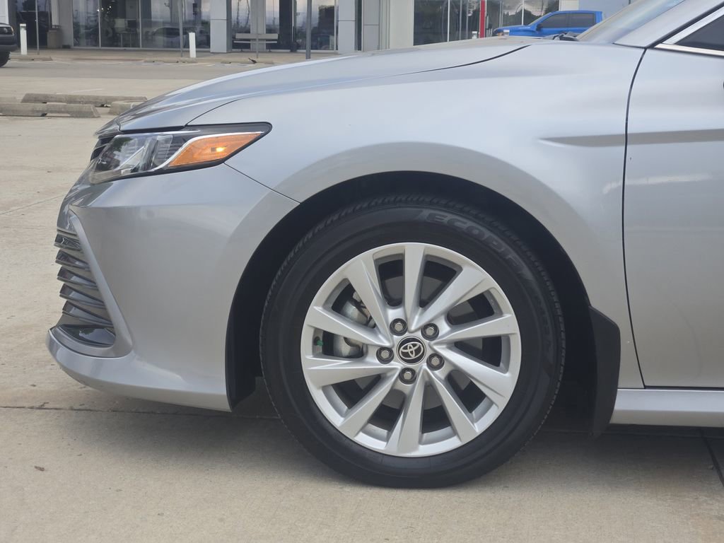 Used 2024 Toyota Camry LE FWD image 8