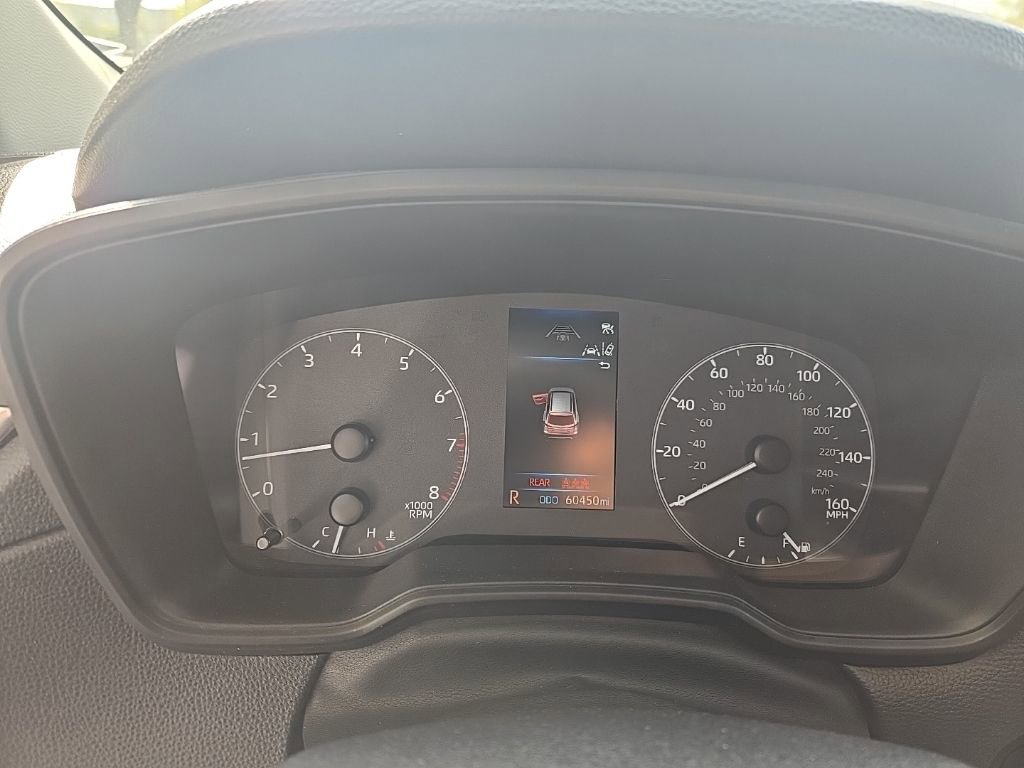 Used 2024 Toyota Corolla Cross LE image 5