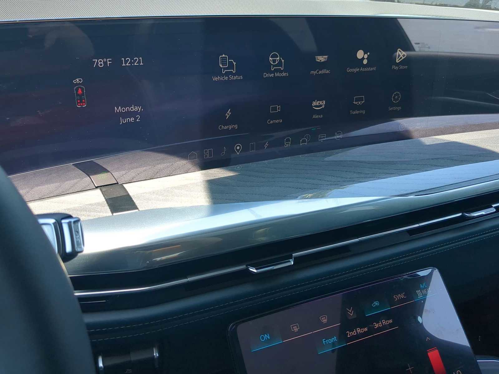 New 2025 Cadillac Escalade IQ Sport 2 image 19