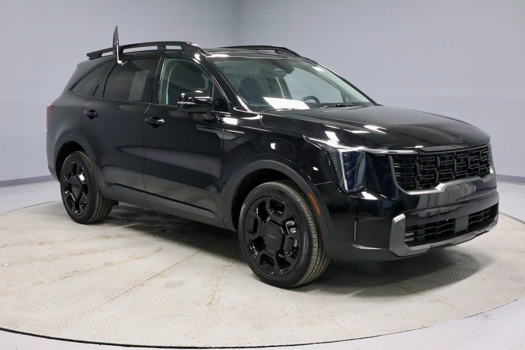 Used 2025 Kia Sorento SX