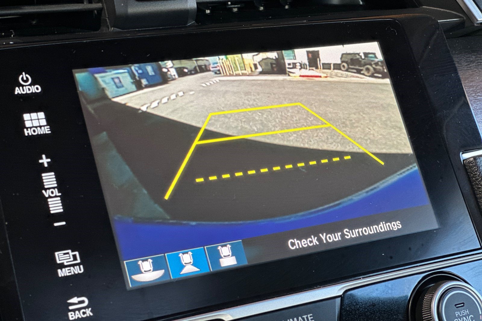 Used 2018 Honda Civic EX-L image 19