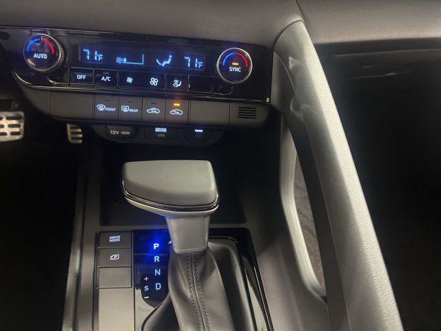 New 2026 Hyundai Elantra Sport image 17