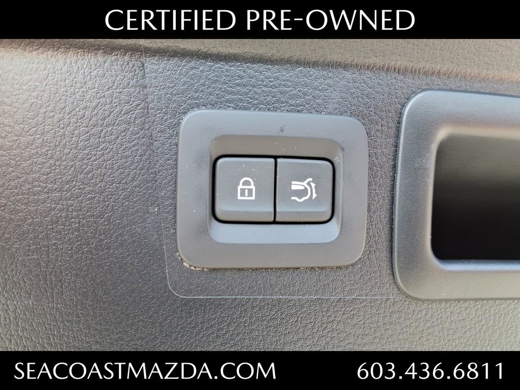Certified 2025 MAZDA CX-50 2.5 Hybrid w/ Preferred Pkg image 9