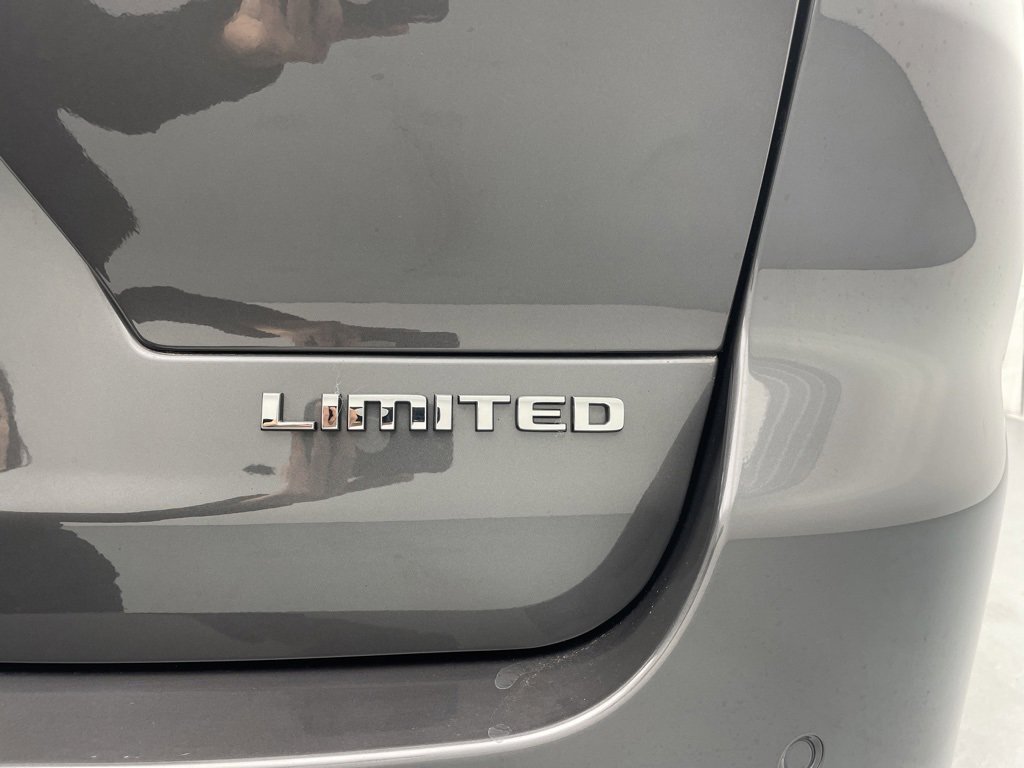 Used 2021 Jeep Grand Cherokee L Limited w/ Trailer Tow Group (B) image 64