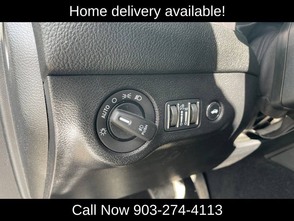 Used 2021 Dodge Challenger SXT w/ Blacktop Package image 19