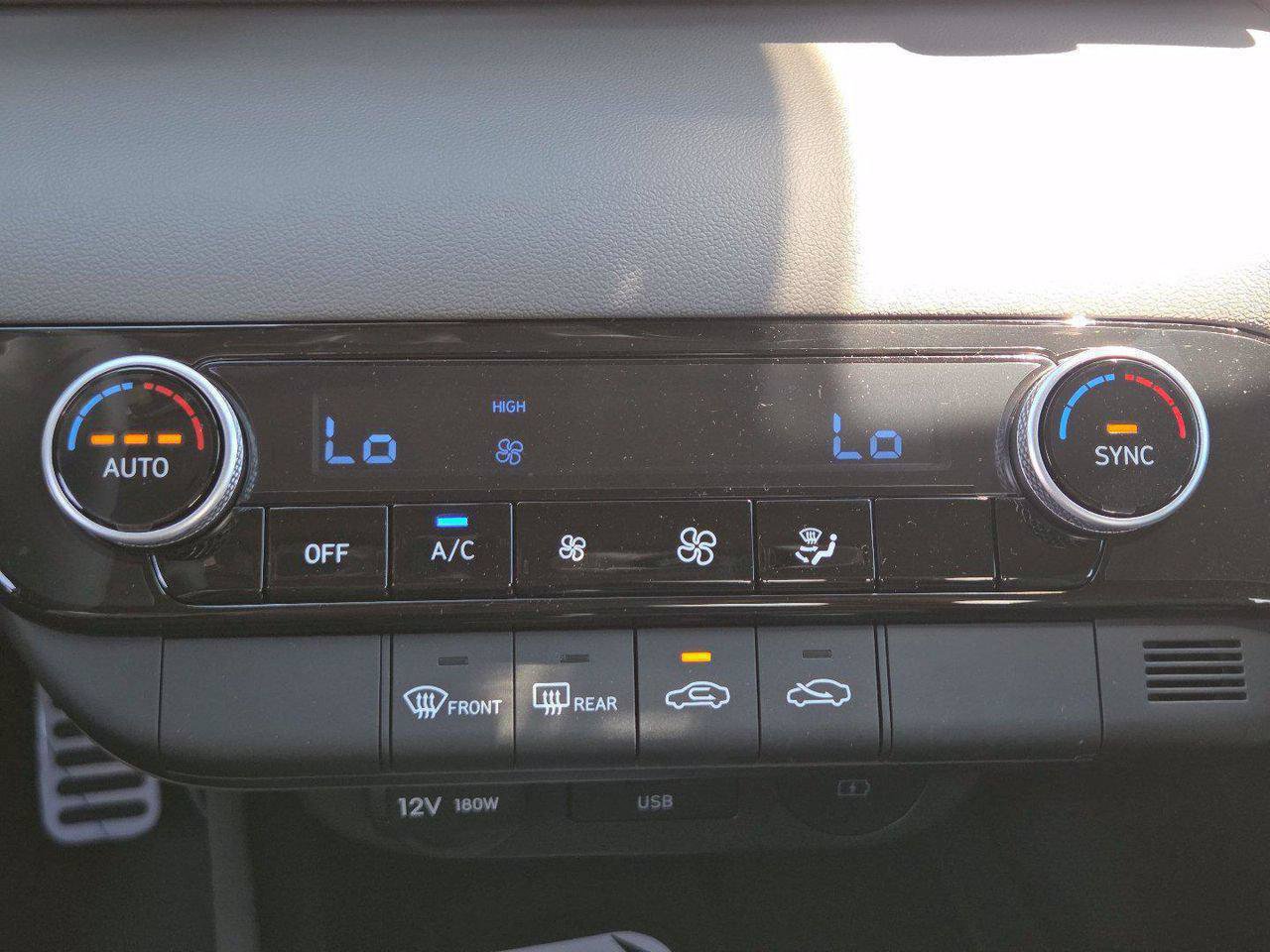 New 2026 Hyundai Elantra Sport FWD image 60