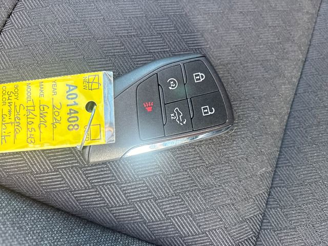 New 2026 GMC Sierra 1500 SLE image 24