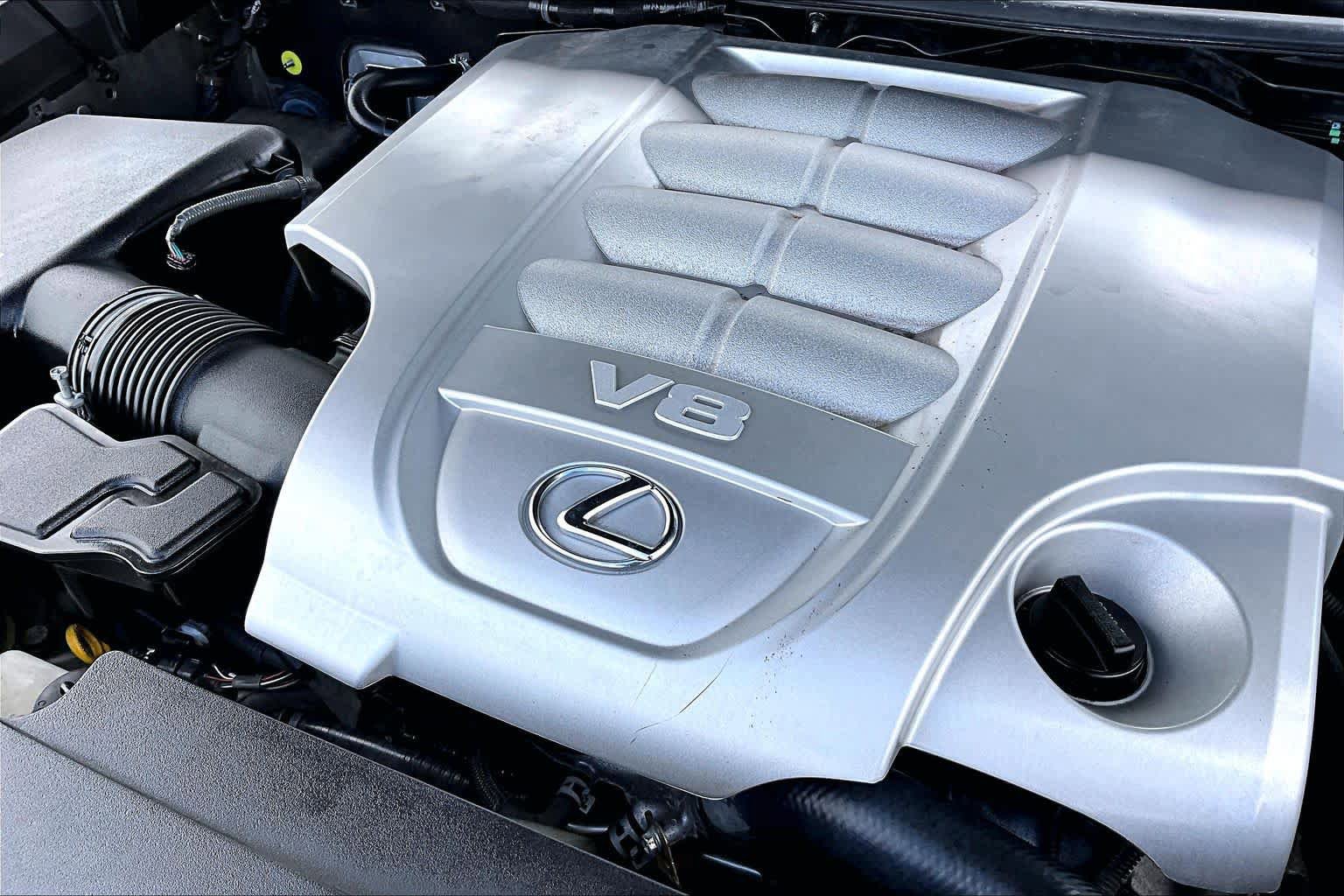 Used 2019 Lexus LX 570 4WD w/ Luxury Package image 32