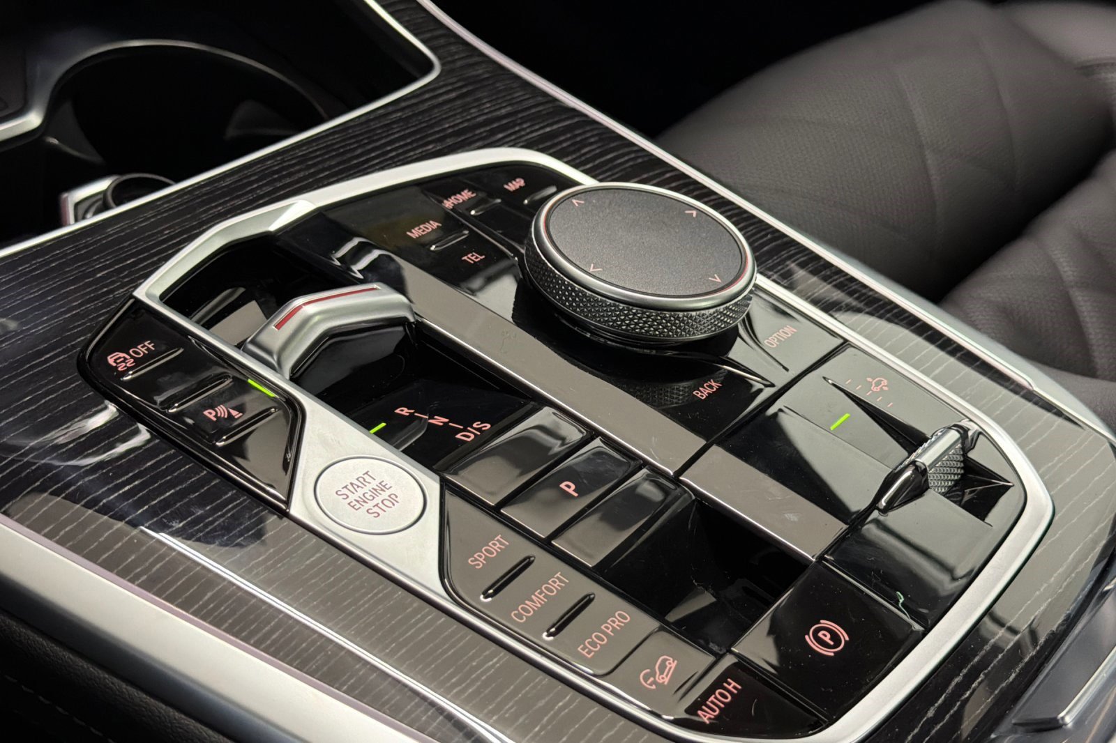 New 2026 BMW X7 xDrive40i w/ M Sport Package image 18