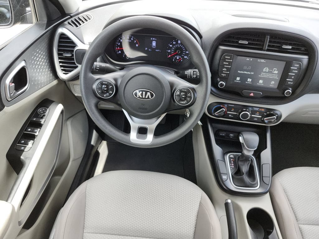 Certified 2021 Kia Soul LX FWD image 13