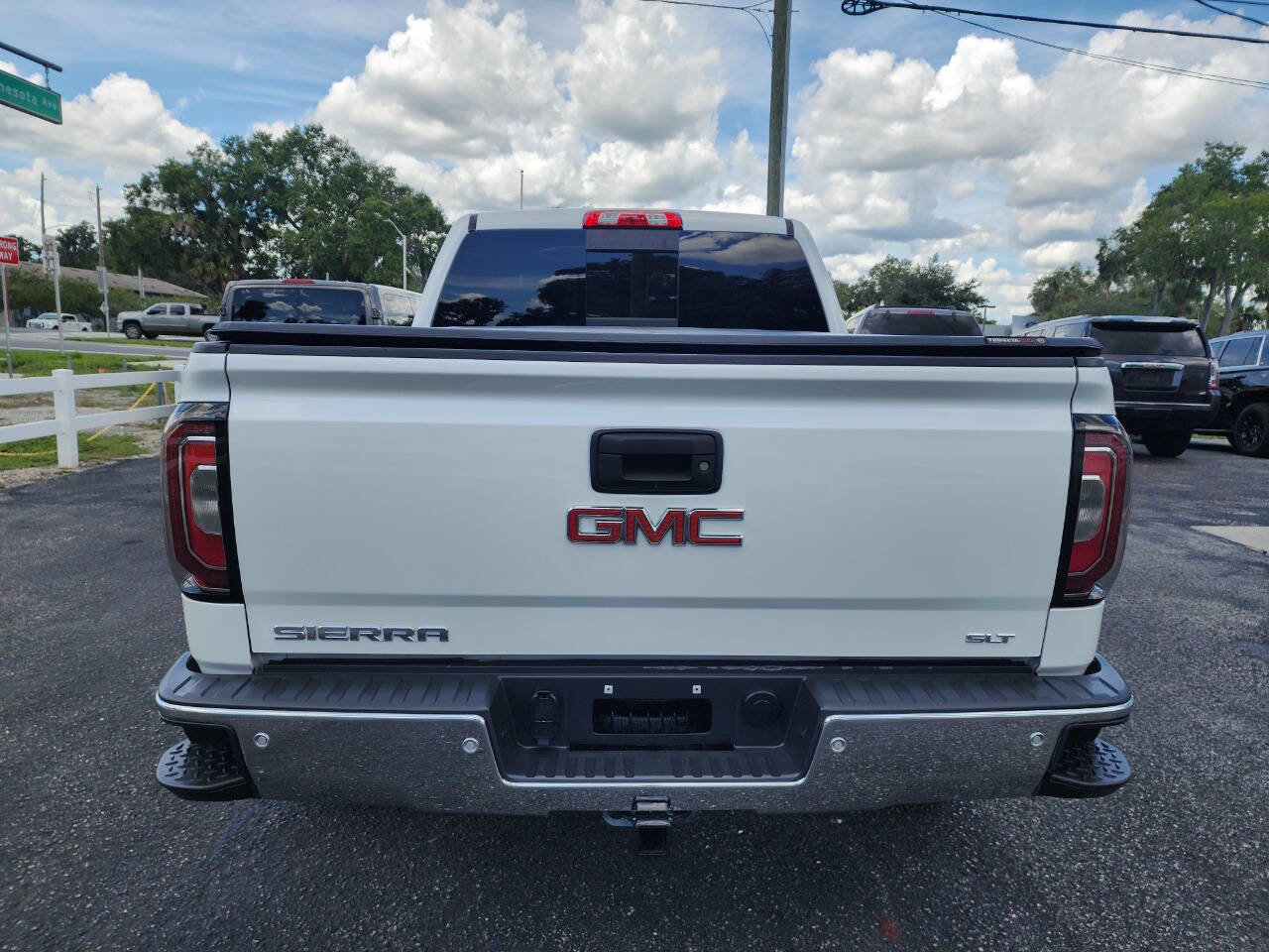 Used 2017 GMC Sierra 1500 SLT image 5