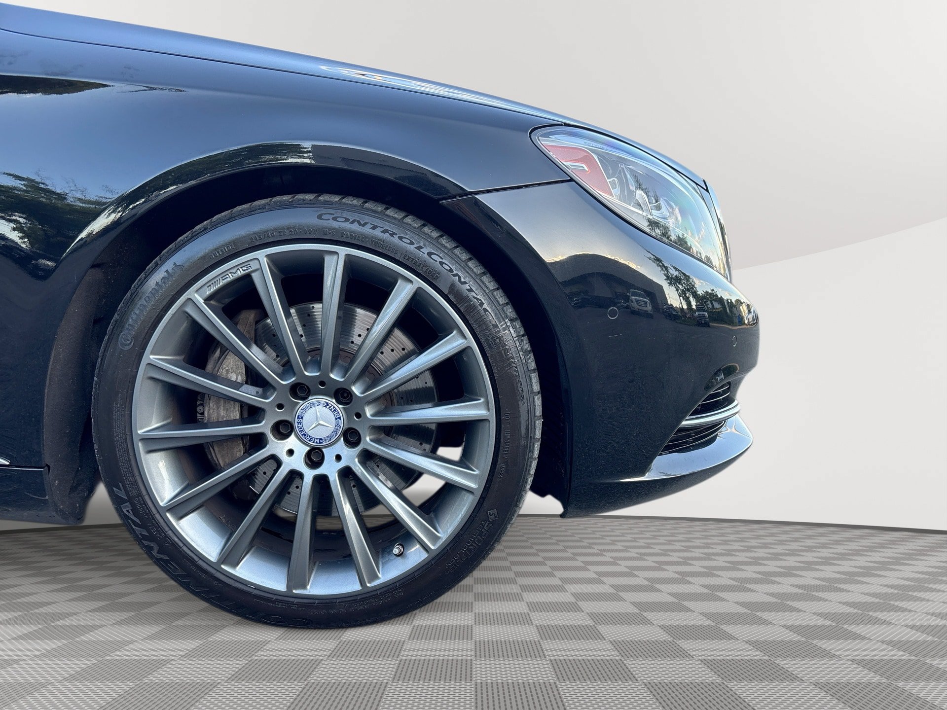 Used 2015 Mercedes-Benz S 550 4MATIC Sedan image 31