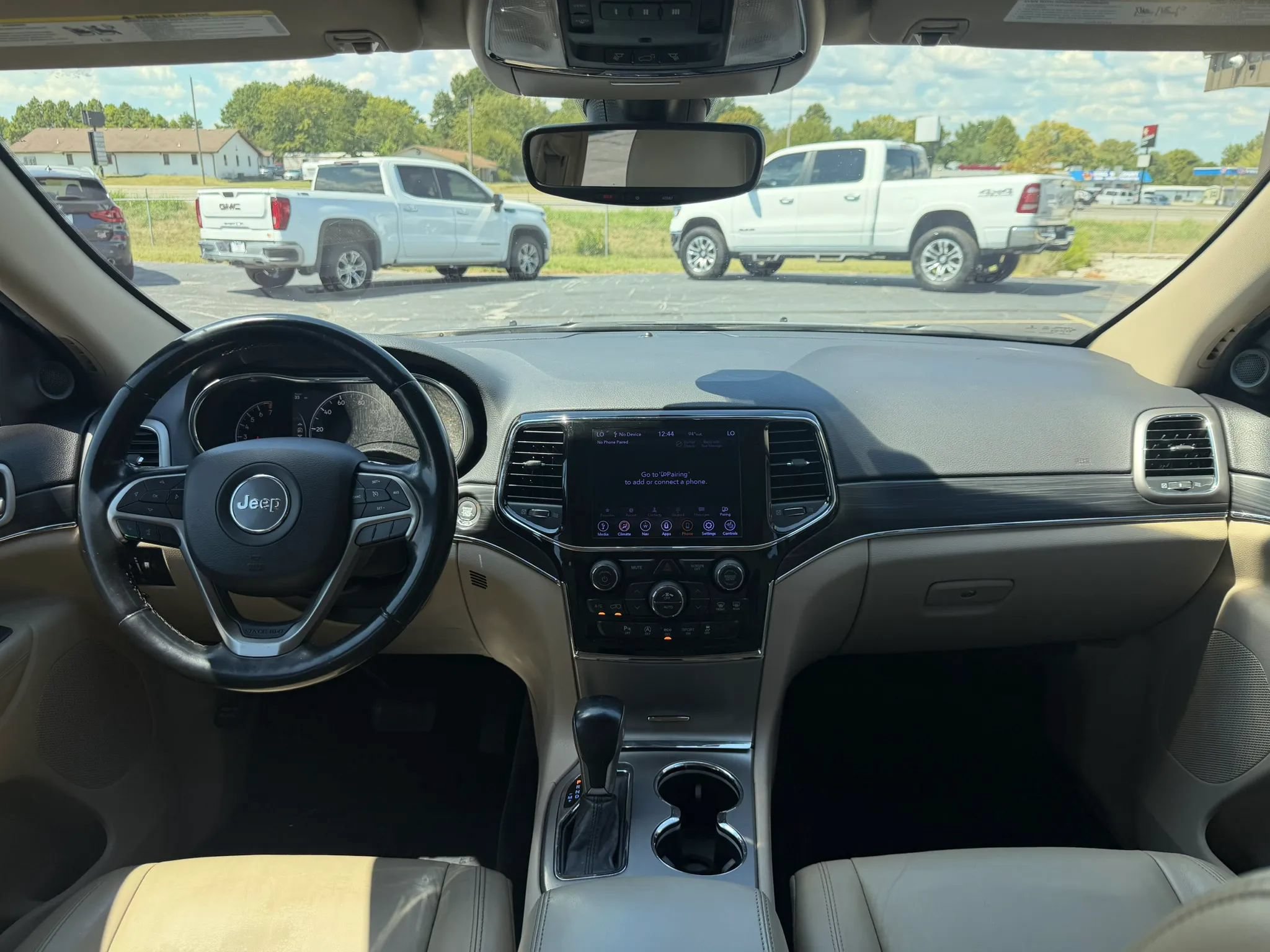 Used 2020 Jeep Grand Cherokee Limited AWD/4WD image 33