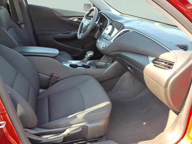 Used 2024 Chevrolet Malibu LT FWD image 17