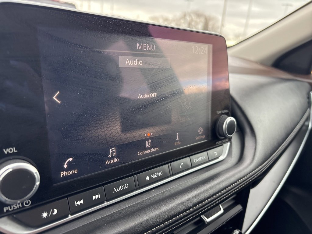 Used 2023 Nissan Rogue S image 27