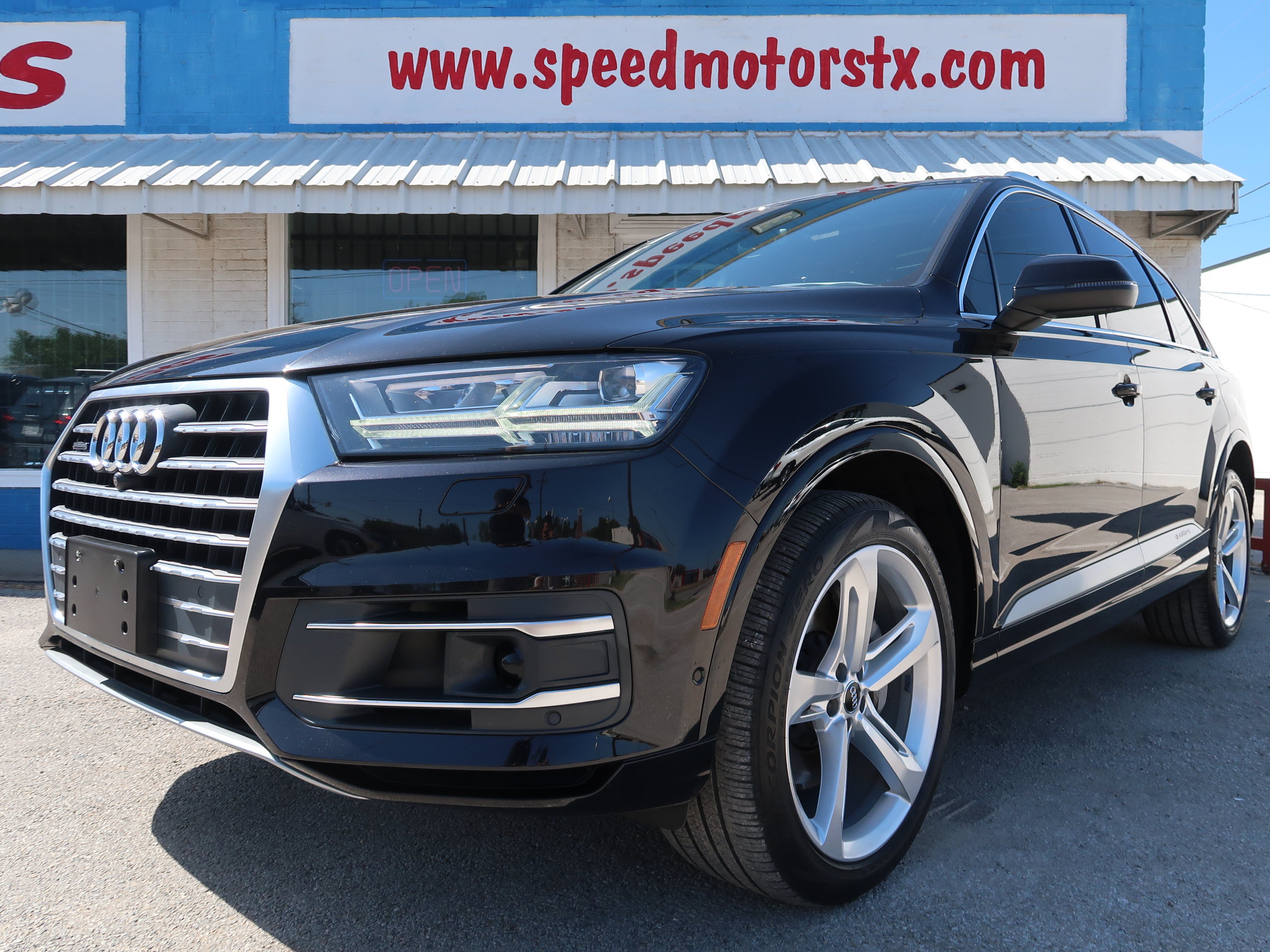 Used 2019 Audi Q7 3.0T Prestige AWD/4WD image 5