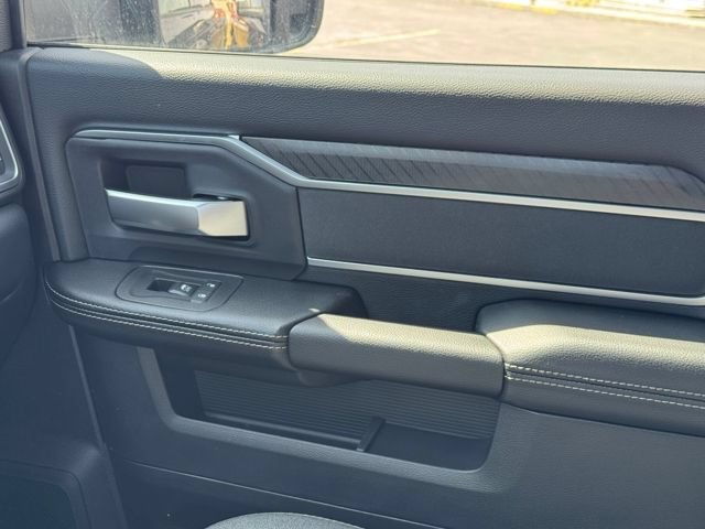 New 2026 RAM 2500 Big Horn AWD/4WD image 46