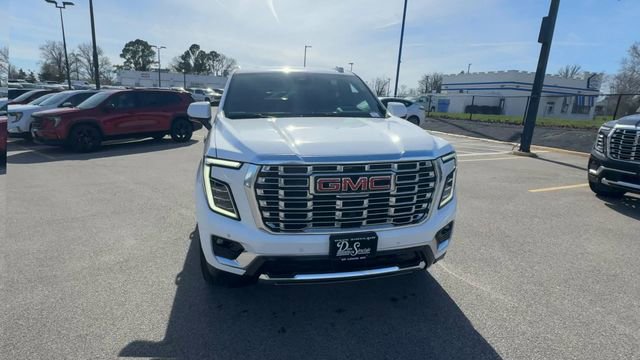 New 2026 GMC Yukon Denali w/ Sun & Power Step Package AWD/4WD image 3