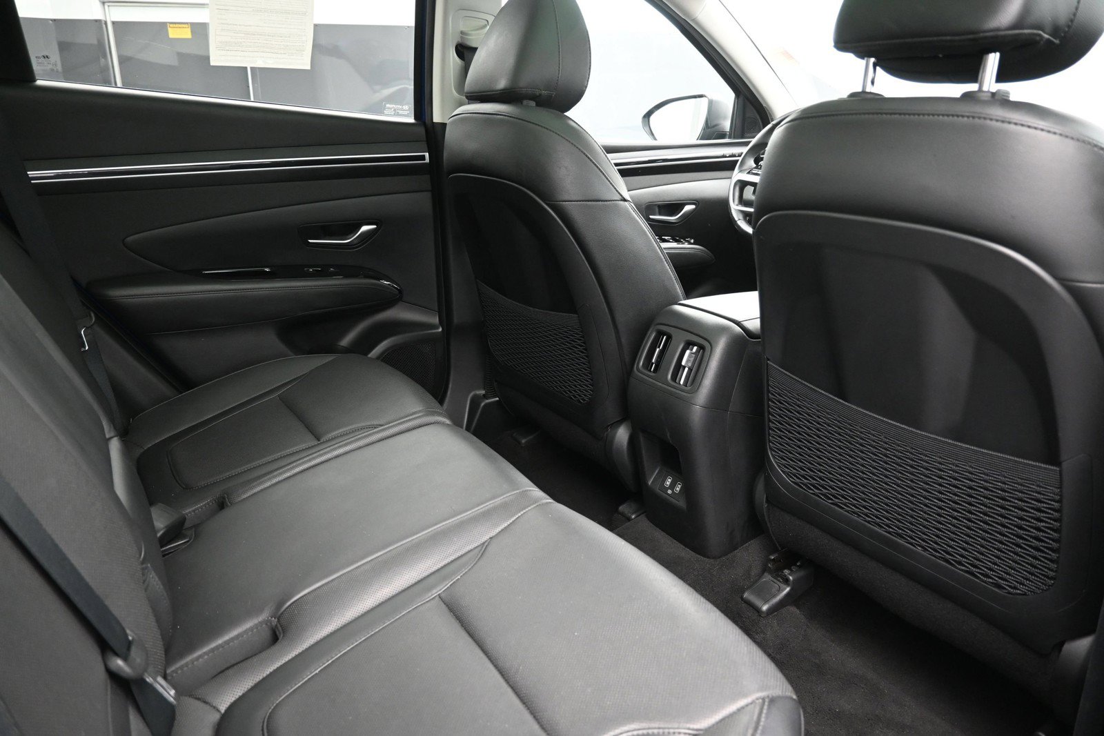 Used 2023 Hyundai Tucson Limited AWD/4WD image 24