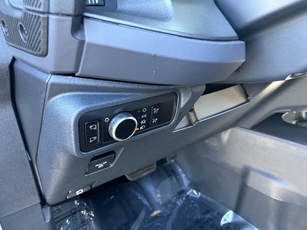 New 2025 Ford Bronco Badlands image 35