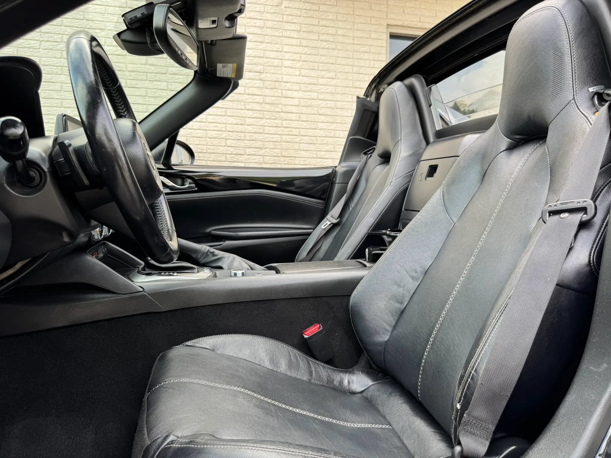 Used 2020 MAZDA MX-5 Miata RF Grand Touring RWD image 23