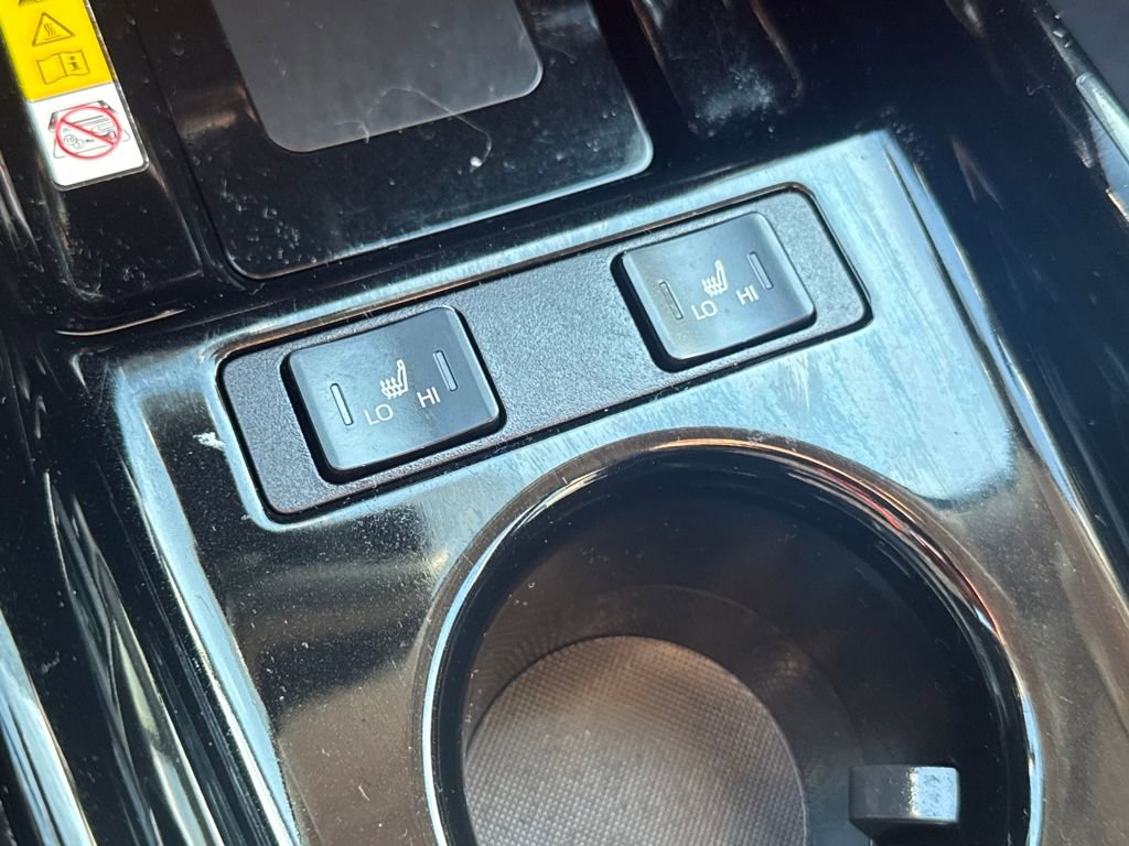 Used 2021 Toyota Prius Prime XLE image 26