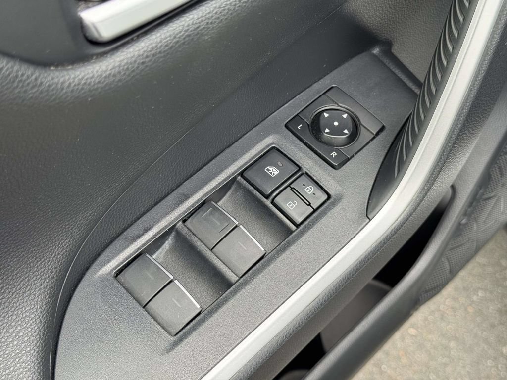 Used 2023 Toyota RAV4 XSE w/ XSE Grade Weather Package AWD/4WD image 18