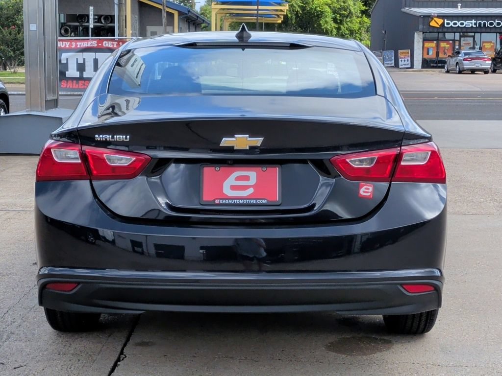 Used 2022 Chevrolet Malibu LS FWD image 7