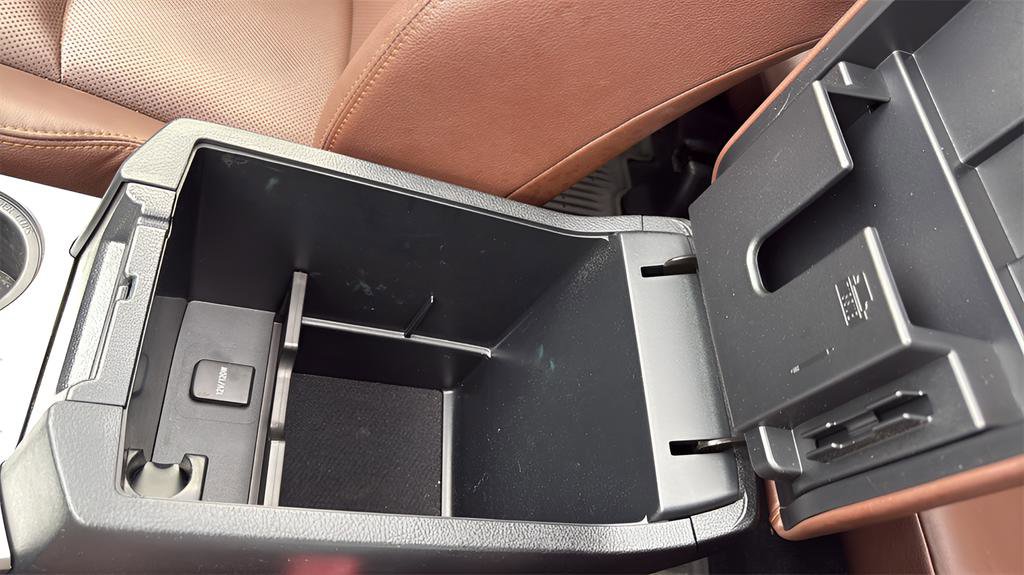 Used 2023 Toyota 4Runner Limited image 30