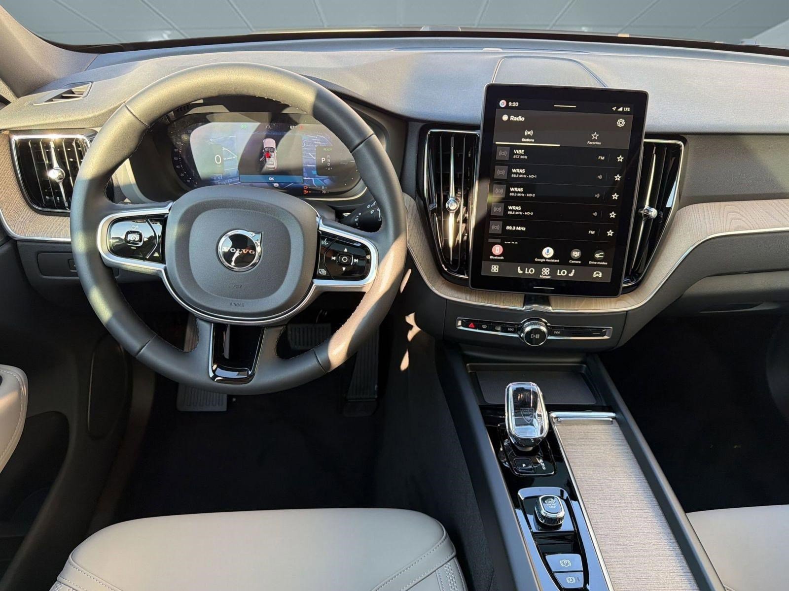 New 2026 Volvo XC60 T8 Core AWD/4WD image 27