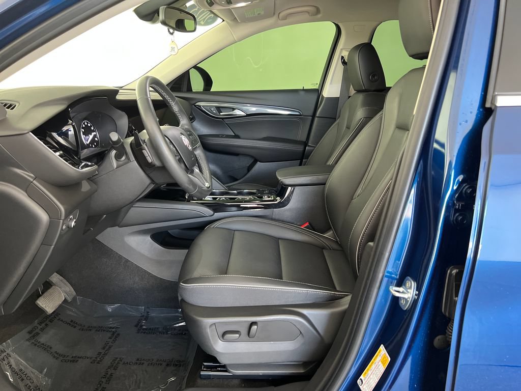 Used 2023 Buick Envision Essence AWD/4WD image 12