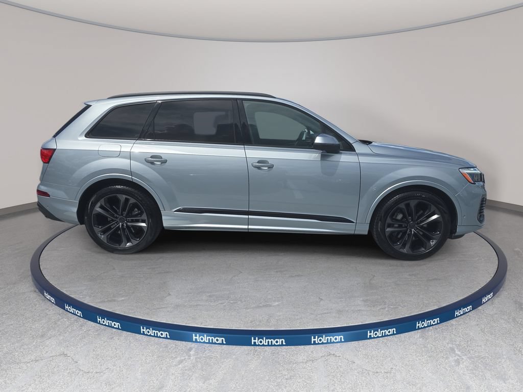 Used 2026 Audi Q7 3.0T Premium Plus w/ Premium Plus Package AWD/4WD image 5