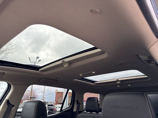 Used 2018 GMC Acadia Denali w/ Technology Package image 27