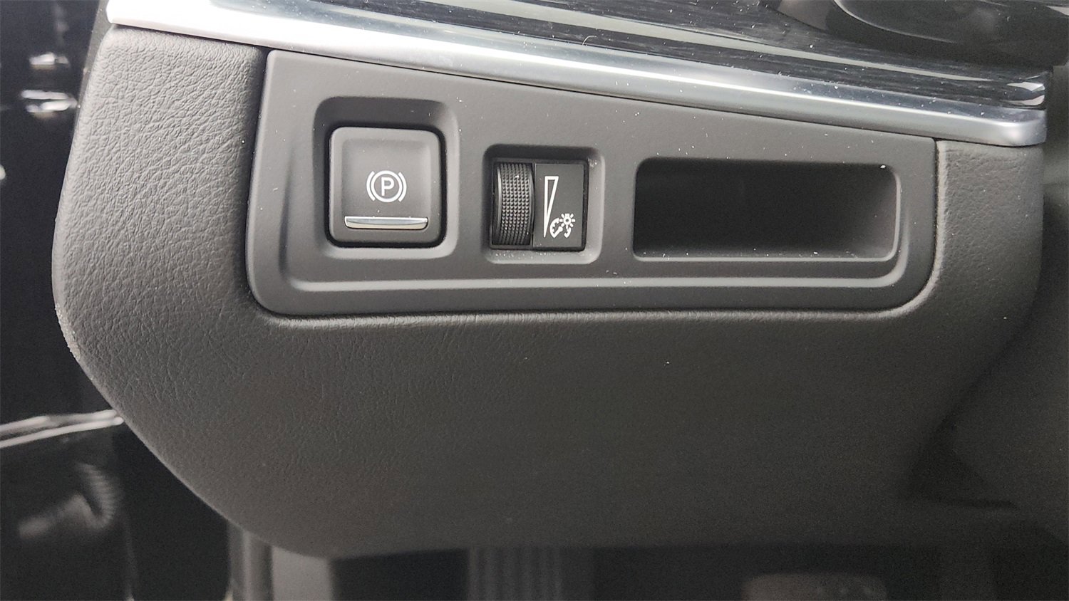 Used 2025 Cadillac XT5 Premium Luxury image 21