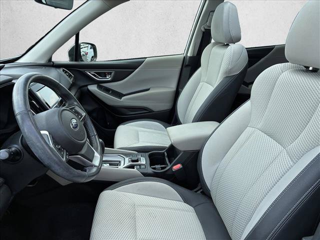 Used 2020 Subaru Forester Premium AWD/4WD image 12