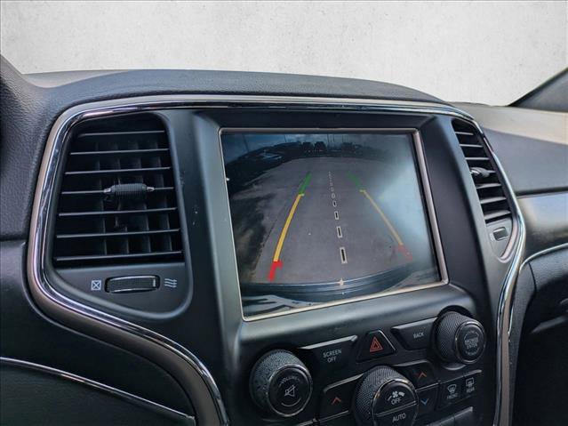 Used 2017 Jeep Grand Cherokee Limited RWD image 6